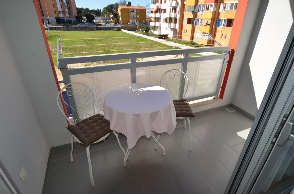 Apartment Dina 52 Rovinj Exterior photo