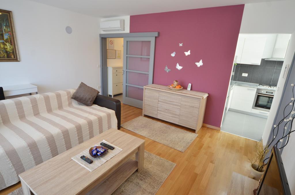 Apartment Dina 52 Rovinj Exterior photo